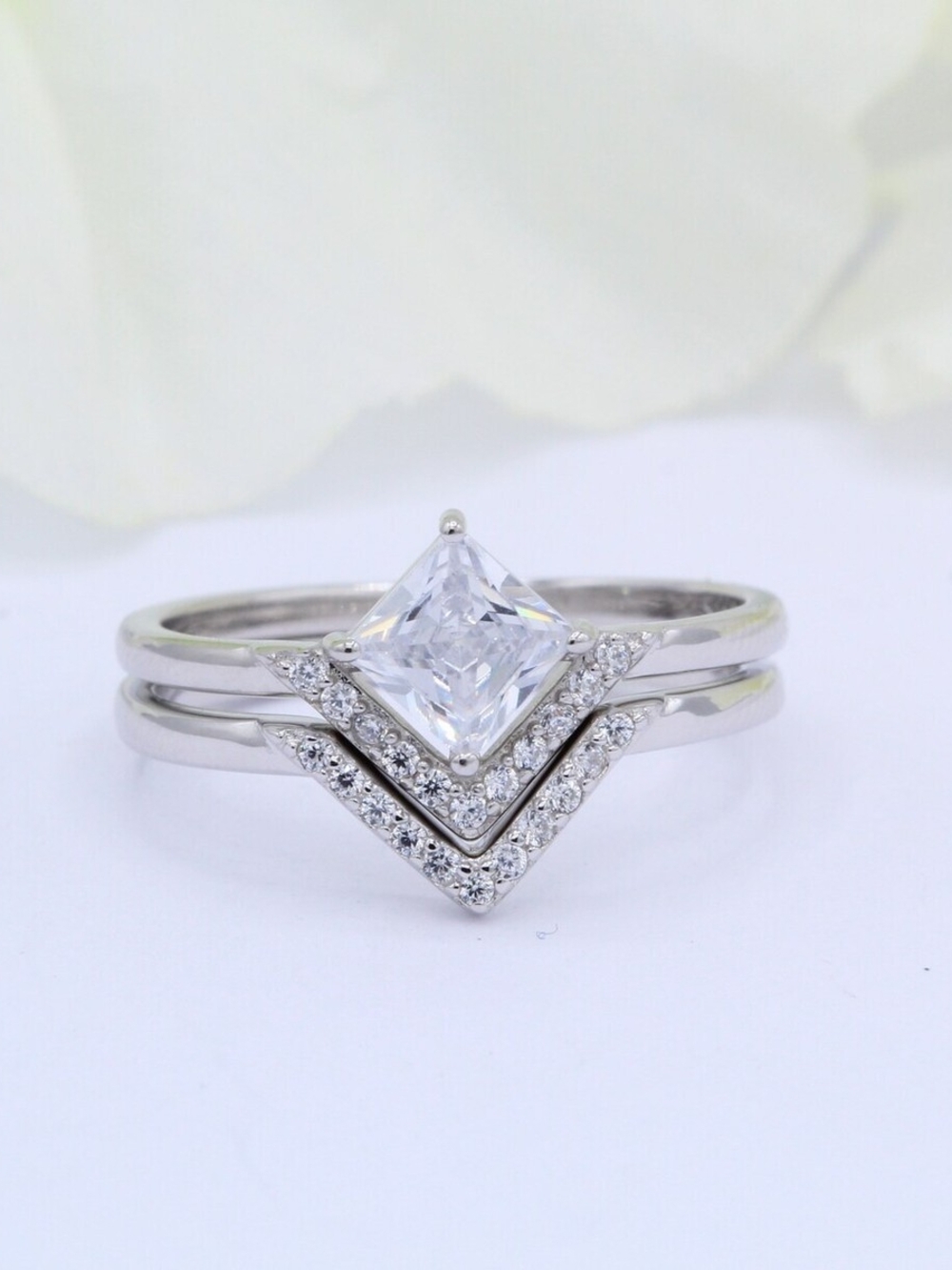 2 PCs 925 V Shape Band Princess Cut Moissanite Women's Wedding Set Size 9